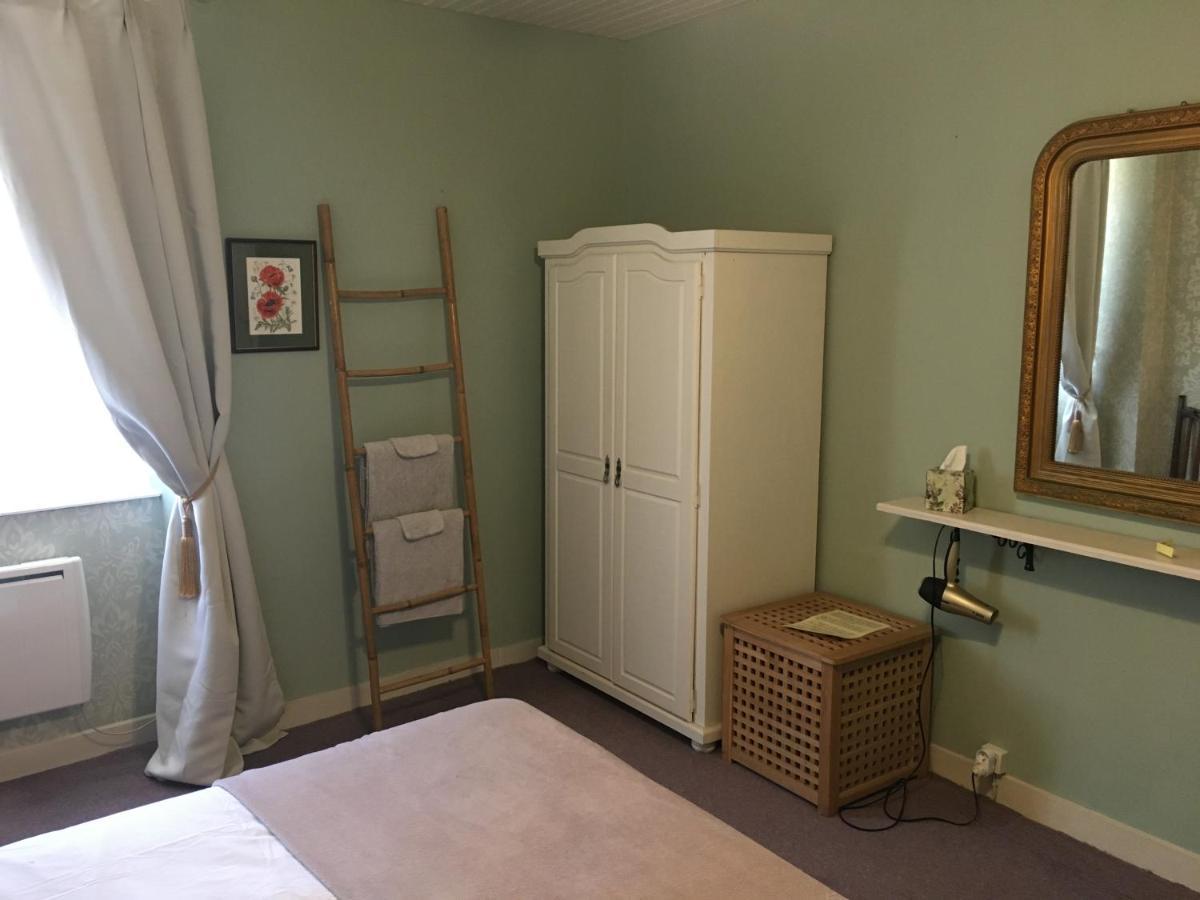 Maison La Roche Chambre D'Hotes Le Vigeant Eksteriør bilde